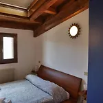 Lounge Del Duca, Centralissimo Bicamere Su Due Livelli - Posto Auto A Richesta Lejlighed *
