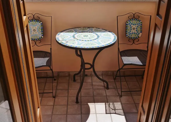 Lounge Del Duca, Centralissimo Bicamere Su Due Livelli - Posto Auto A Richesta * Grado