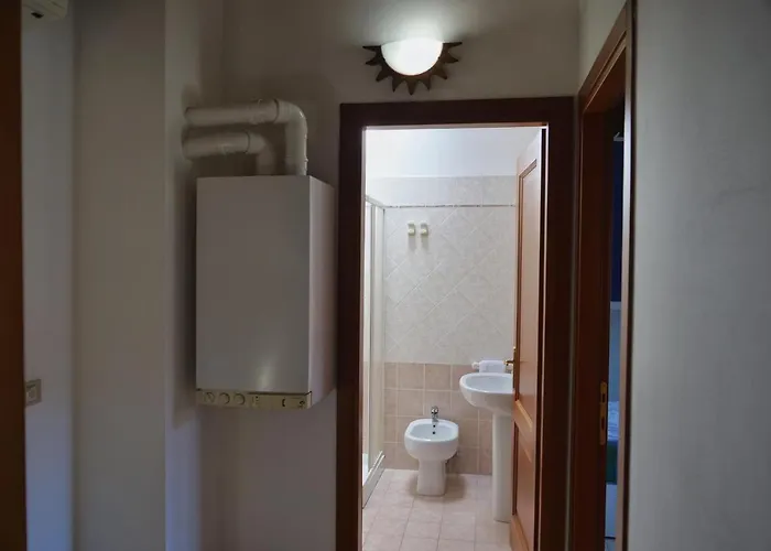 Appartement Lounge Del Duca, Centralissimo Bicamere Su Due Livelli - Posto Auto A Richesta Grado