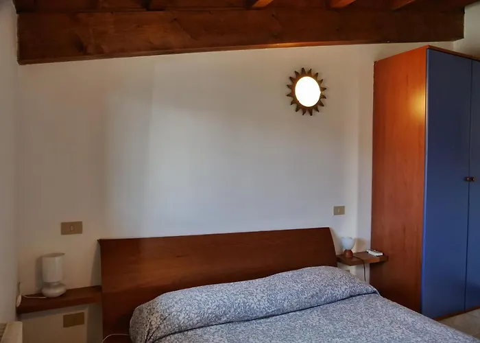 Lounge Del Duca, Centralissimo Bicamere Su Due Livelli - Posto Auto A Richesta *