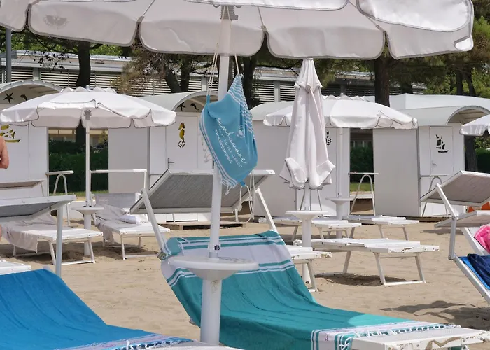 Lounge Del Duca, Centralissimo Bicamere Su Due Livelli - Posto Auto A Richesta